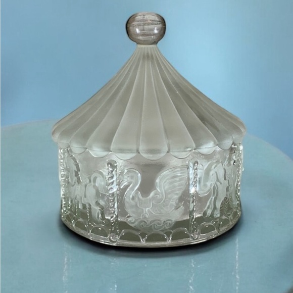 Goebel Frosted Crystal Carousel Glass Candy Dish - Picture 4 of 13